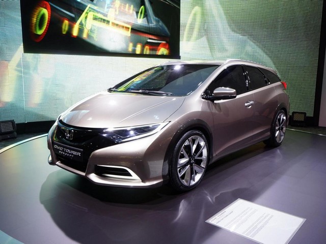 CIVIC type 9 Ph I - TOURER - 2014-2017